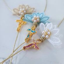 Load image into Gallery viewer, "Spring Beauty" Cross Bracelets& Cards