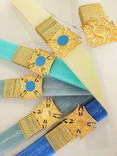 Load image into Gallery viewer, &quot;Byzantino Gold/Blue 24k Gold Plated Cross&quot; Easter Candle
